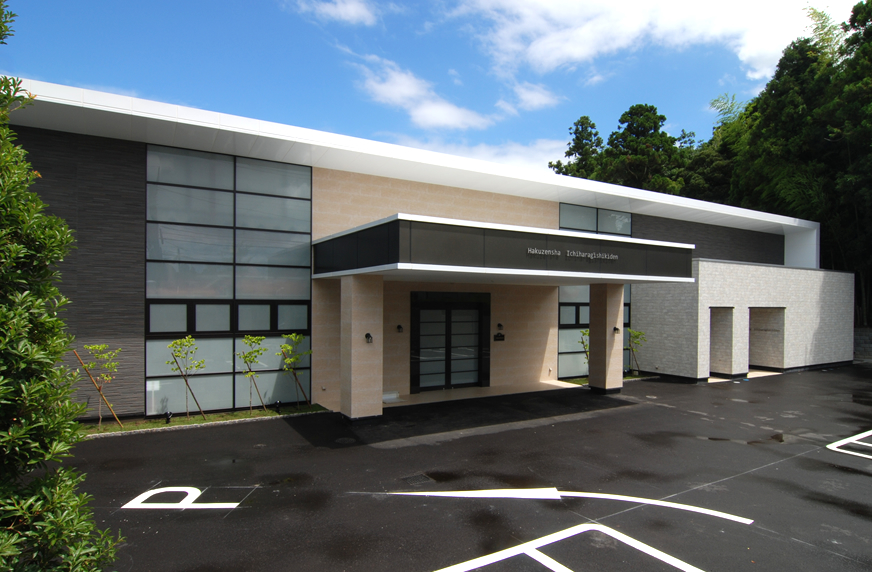 市原ホール外観